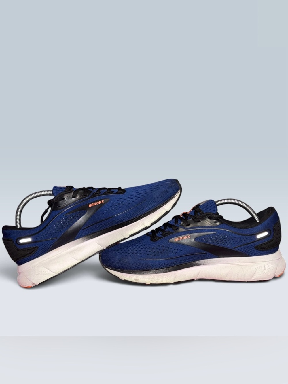 Brooks Trace 2 Running Shoe Sneaker Size 9 MSRP $233 - Picture 2 of 12